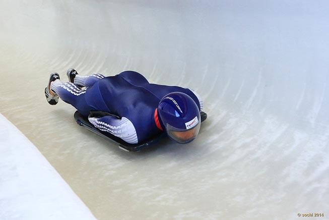 Parece um brinquedo daqueles de parques de diversão. Mas não é. Envolve muita habilidade, técnica e agilidade para deslizar / Foto: Divulgação Sochi 2014